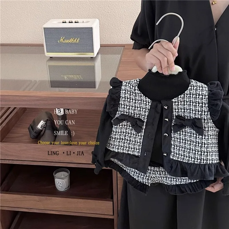 

Korean Children's Clothing Autumn Plaid Set Children's Elegant Sleeveless Vest Shorts78087