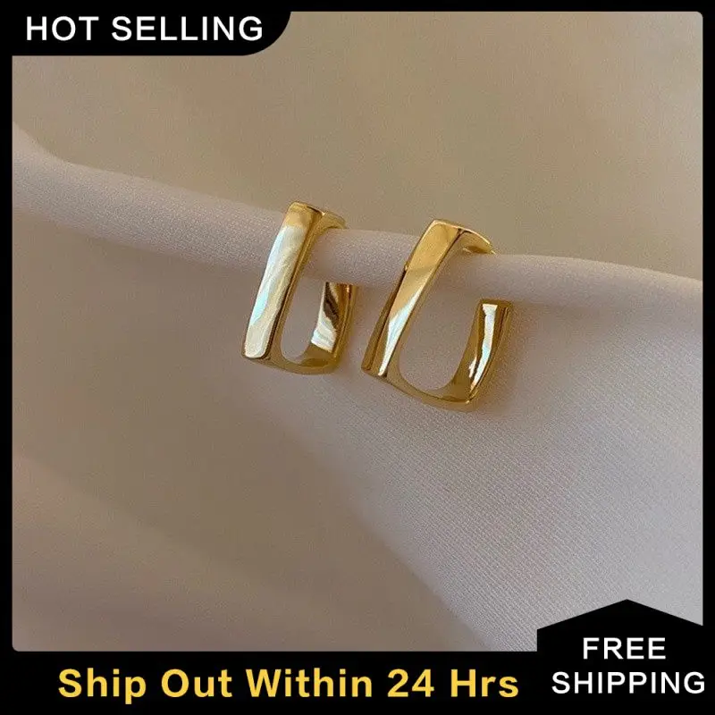 Fashion Geometric Earrings Women Exquisite Square Earrings Gold Color Hoop Earrings Punk Hip-Hop Metal Party Ear Jewelry