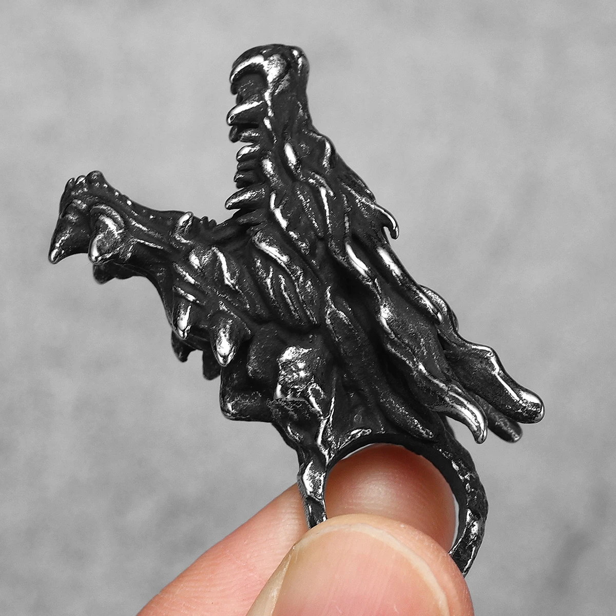 الرجعية التنين رئيس الرجال القلائد الفولاذ المقاوم للصدأ سلسلة بدلاية النساء فاسق مجوهرات الأزياء الجديدة في اكسسوارات الهدايا بالجملة