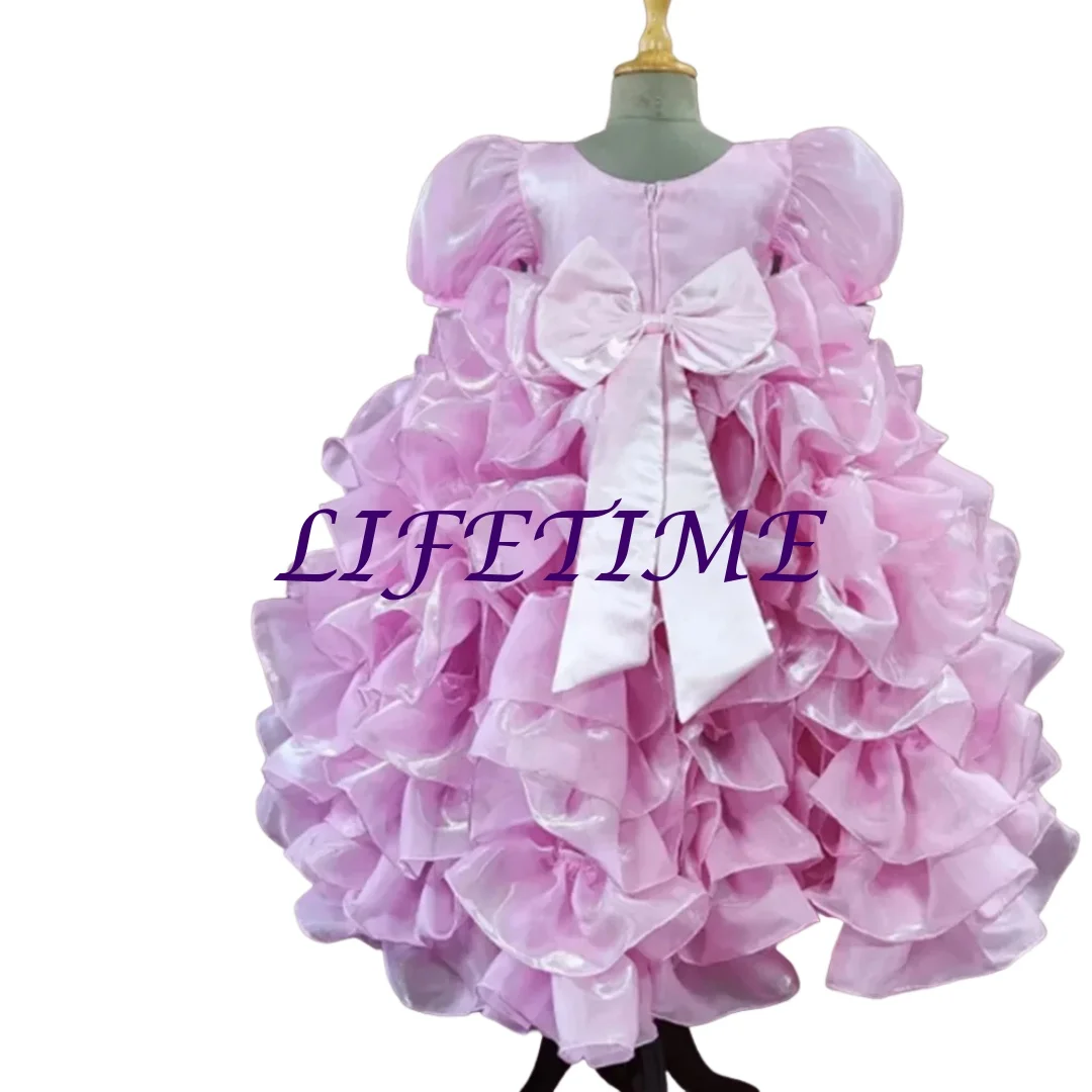 결혼식을위한 맞춤형 보라색 꽃의 소녀 드레스 활이 달린 단계식 짧은 소매 어린이 생일 파티 첫 영성체 볼 가운