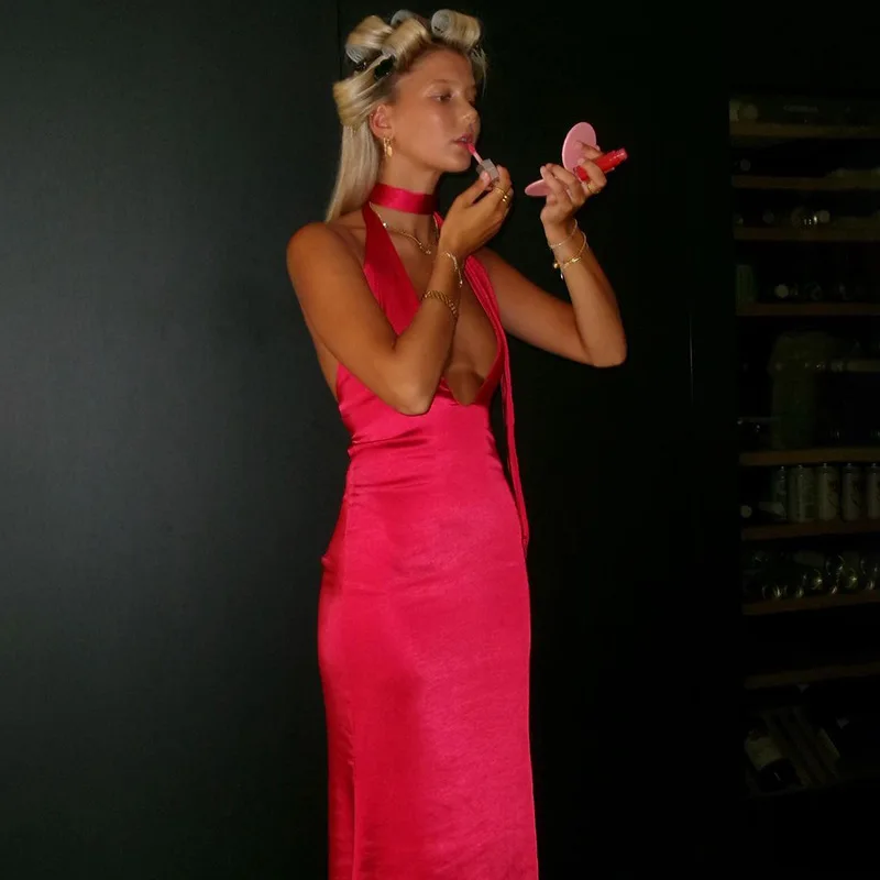 2025 สีแดงซาตินฤดูร้อนชุดผู้หญิงเซ็กซี่Backless Slim Maxi Holiday Beach Dresses Elegant Halter Evening Partyชุด