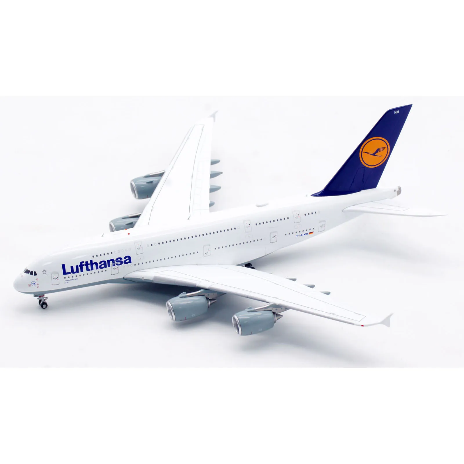 WB4037 Alloy Collectible Plane Gift Aviation 1:400 Lufthansa Airlines Airbus A380 Diecast Aircraft Model D-AIMM Tractor+Stand