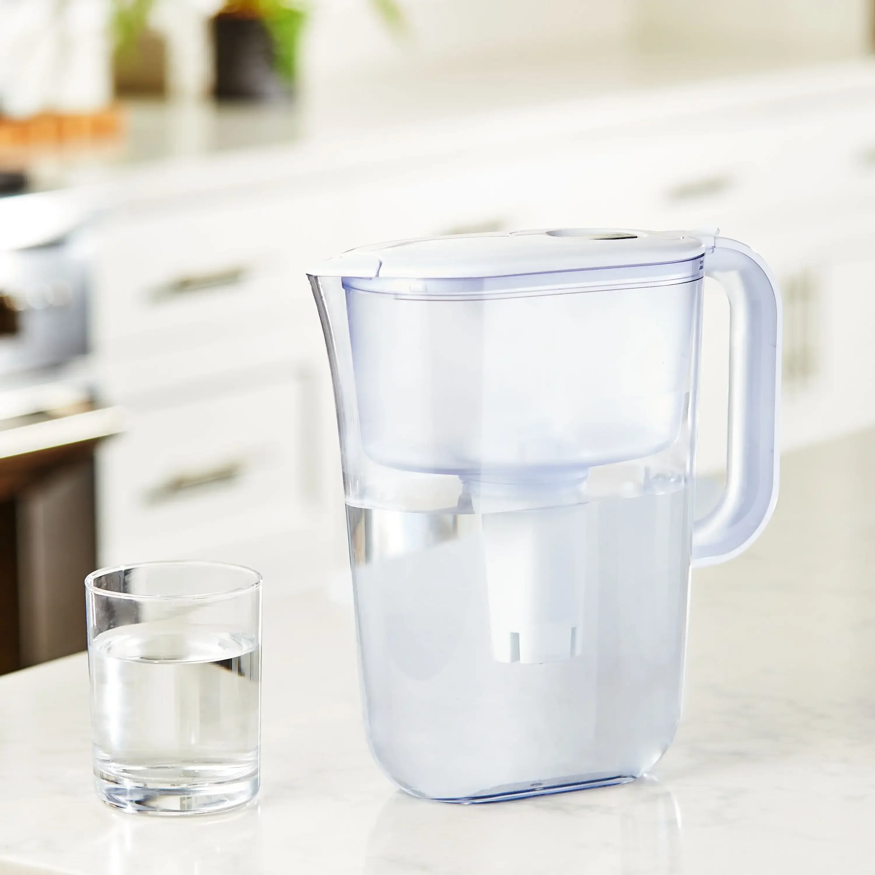 Great Value Water Filter Pitcher, 7 Cup Capacity, Digital Timer Indicator Water Filter, Filter Drinking Water. 1.7 lbs