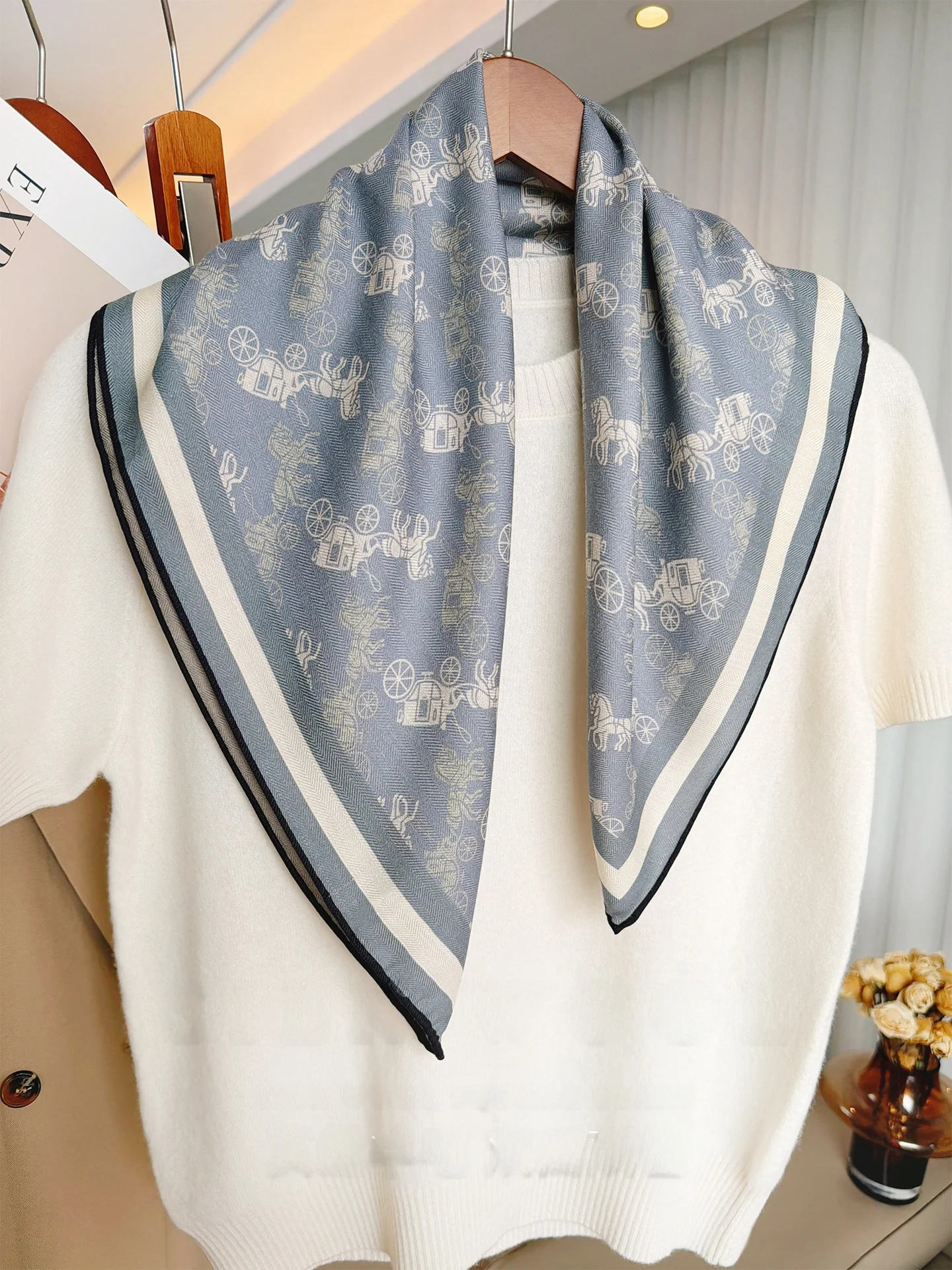 fashionable-double-sided-color-block-silk-wool-scarf-women's-necktie-high-end-feel-all-match-shoulder-wrap-spring-autumn-winter