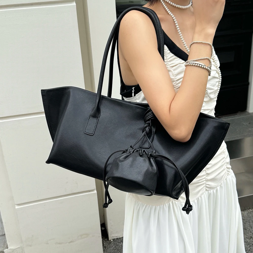 سعة كبيرة من جلد الغزال حمل المرأة حقيبة فاخرة مصمم حقائب كتف للنساء حقائب اليد والمحافظ الرجعية 2026 حقيبة الخفافيش المتسوق الجديد #6