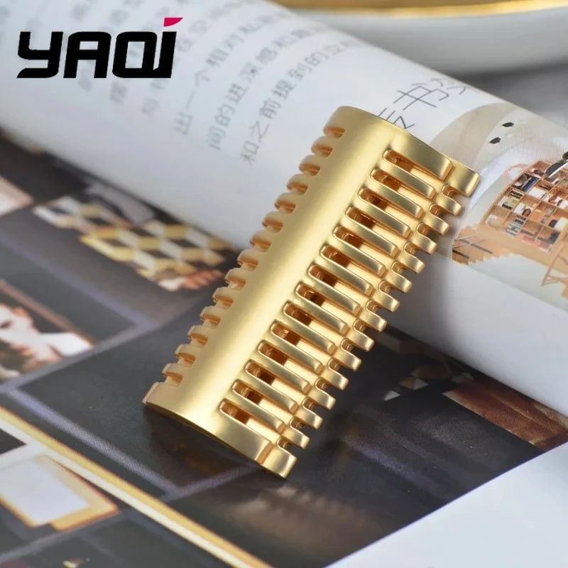 رأس ماكينة حلاقة آمنة للرجال من YAQI باللون الذهبي لشفرات الحلاقة