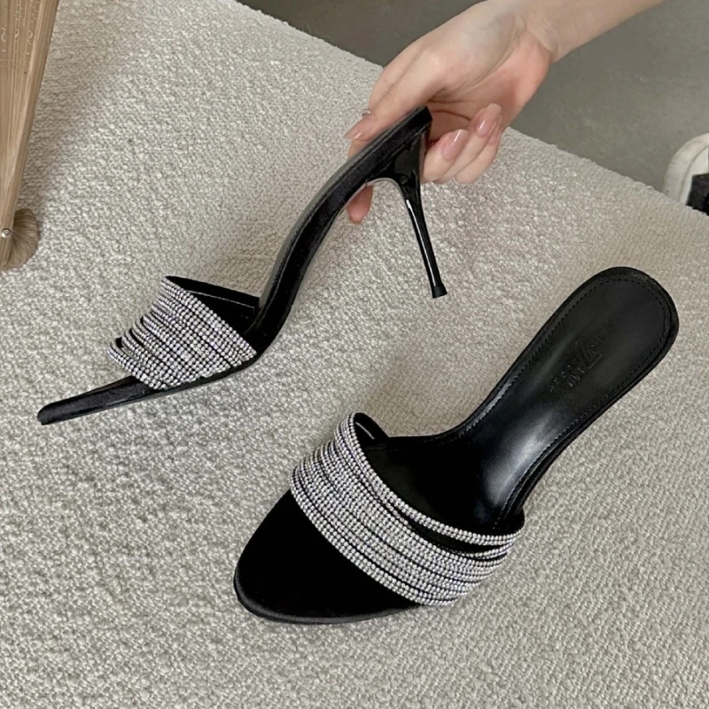 

Luxury Crystal Design High Heel Slippers Women Sexy Pointed Toe Open Toe Designer Sandals Slides Summer Elegant Party Dress Shoe