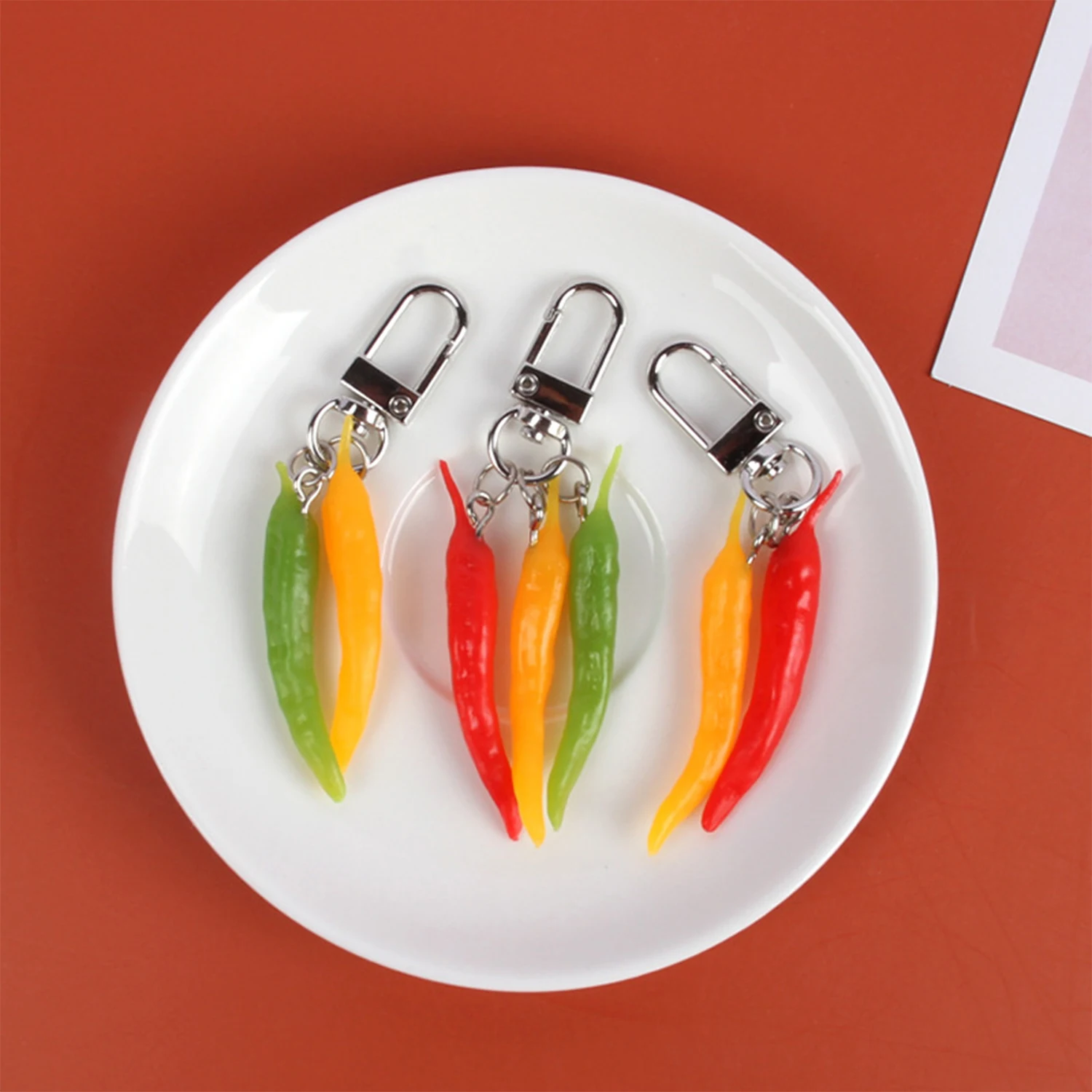 New Creative Chili Food Pendant Keychains Key Ring Women Men Funny Color Simulation Vegetable Bag Car Key Airpods Box Jewelry