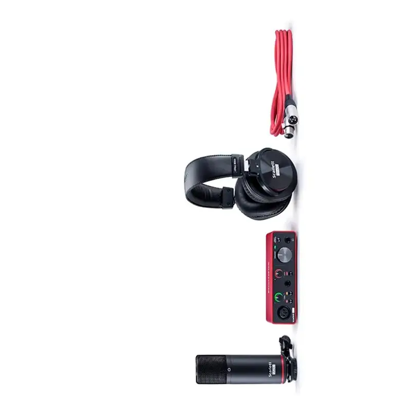 مجموعة سماعات بطاقة الصوت Focusrite Scarlett Solo Studio 3rd Gen USB لتسجيل واجهة الصوت تتضمن ميكروفون وسماعة رأس