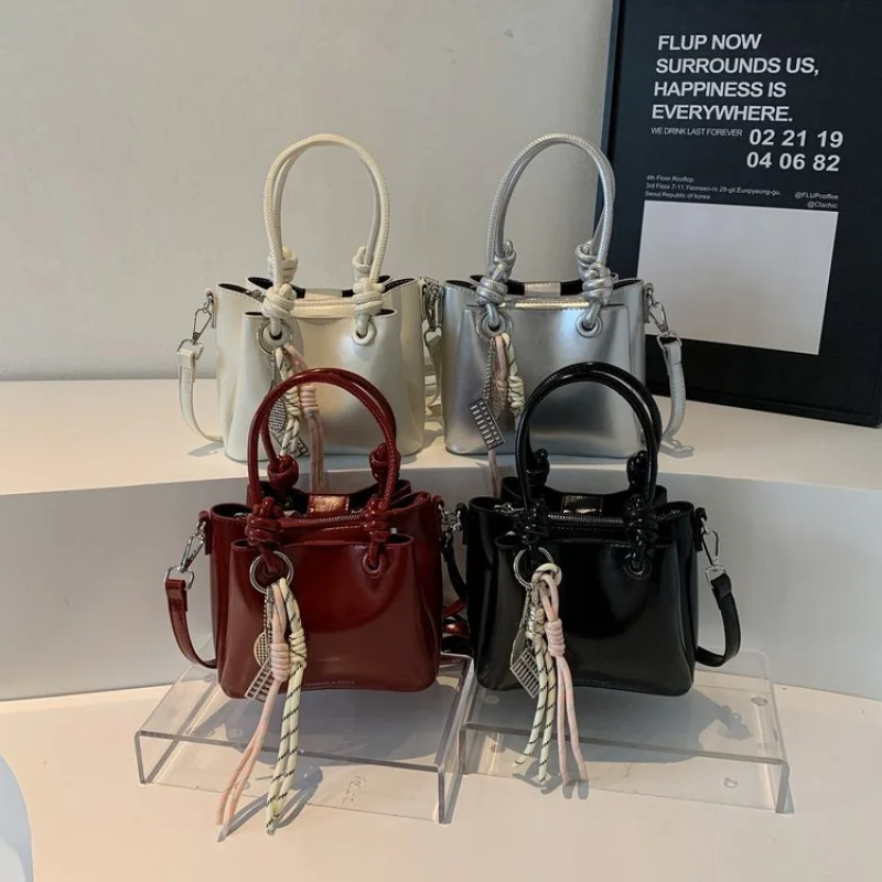 

Classic Elegant Women's Messenger Bag Leather Crossbody Shoulder Purse Designer Tote Handbag Luxury