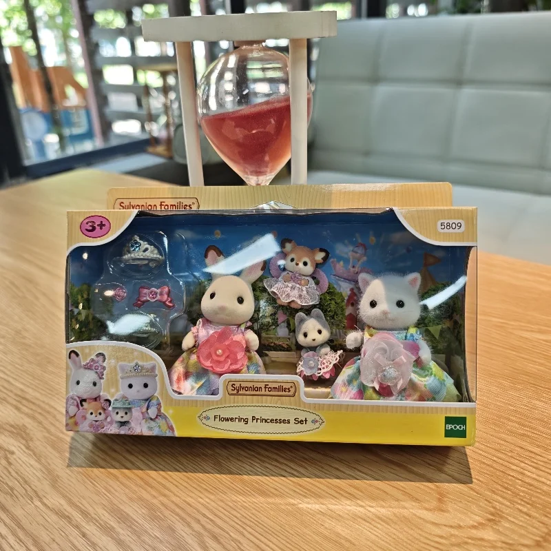 Sylvanian Families Blind Bag Calico Critters Ragazze Giocattoli per bambini Bambola anime in miniatura Giocattoli per bambini Regalo Set di principesse fiorite