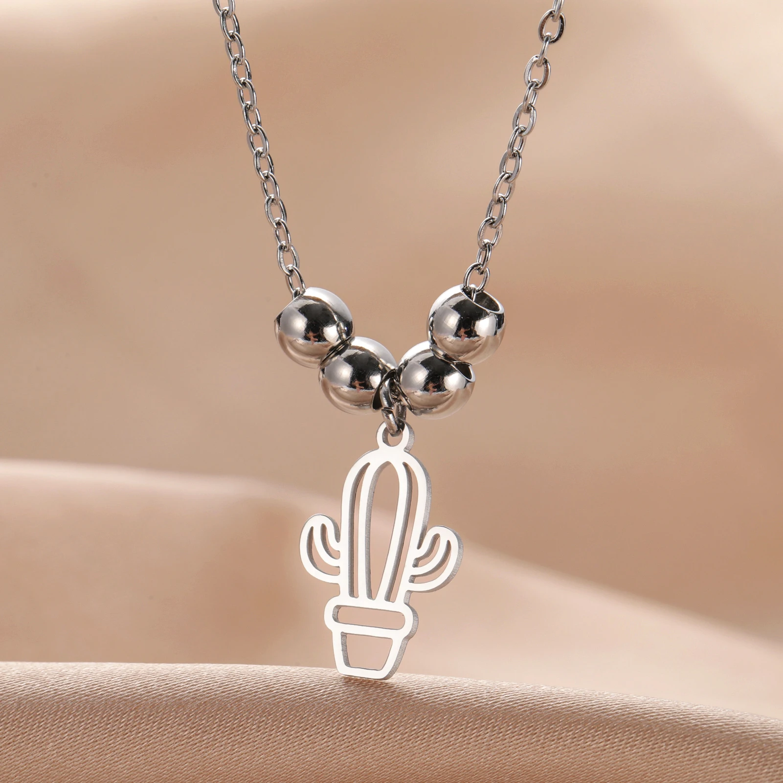 Teamer Stainless Steel Cactus Beads Pendant Necklace Women Girls Cute Plant Jewelry Birthday Gift for Friends Wholesale