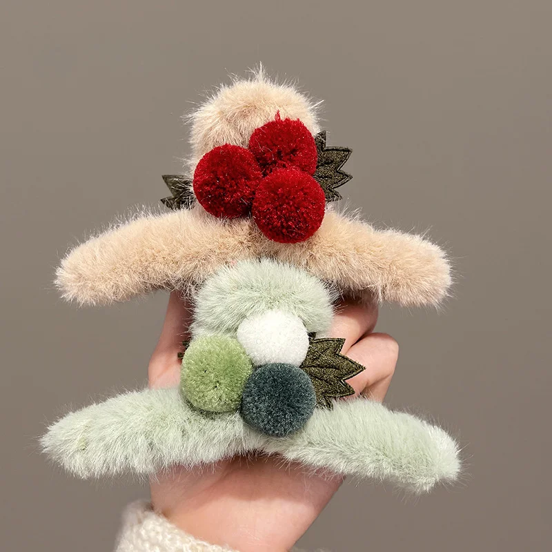 1 Stück Haarklammer Haarschmuck für Frauen Haarspangen Weihnachten Flauschiger Ball Grabber Haarklammer