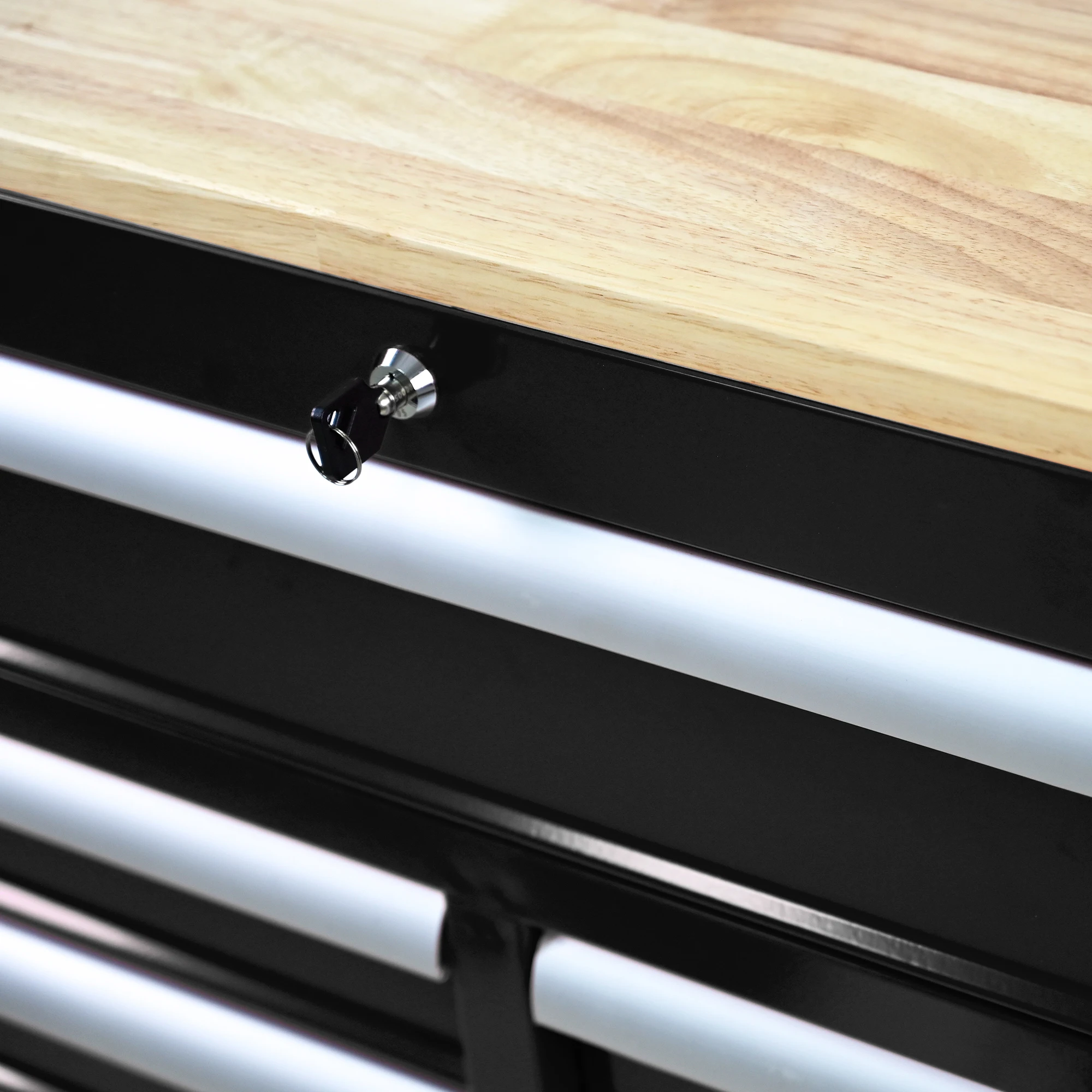 МУЛЬТИФУНКЦИОНАЛЬНЫЙ ИНСТРУМЕНТ С КОЛЕСАМИ И ДЕРЕВЯНОЙ ТОП