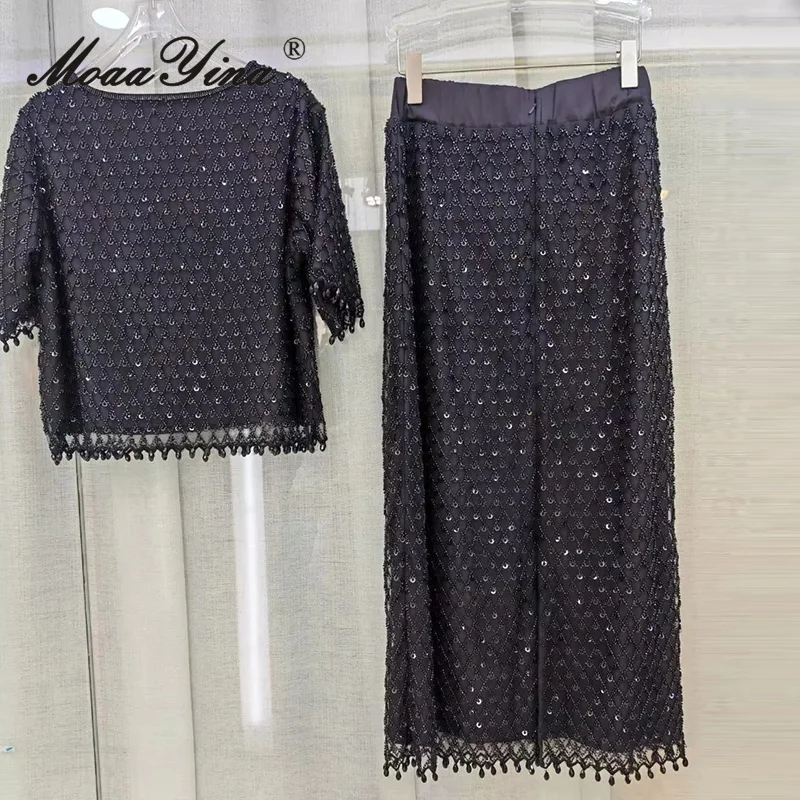 MoaaYina 2025年秋 レディース 刺繍パールクリスタルダイヤモンド装飾 ライトラグジュアリー ツーピース ミディアム丈スカートセット