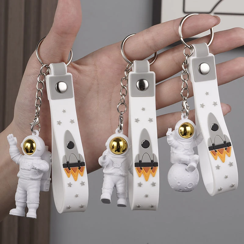 New Astronaut Decor Action Figures And Moon Keychain Resin Astronaut Statue Room Office Desktop Decoration Presents Key Chain