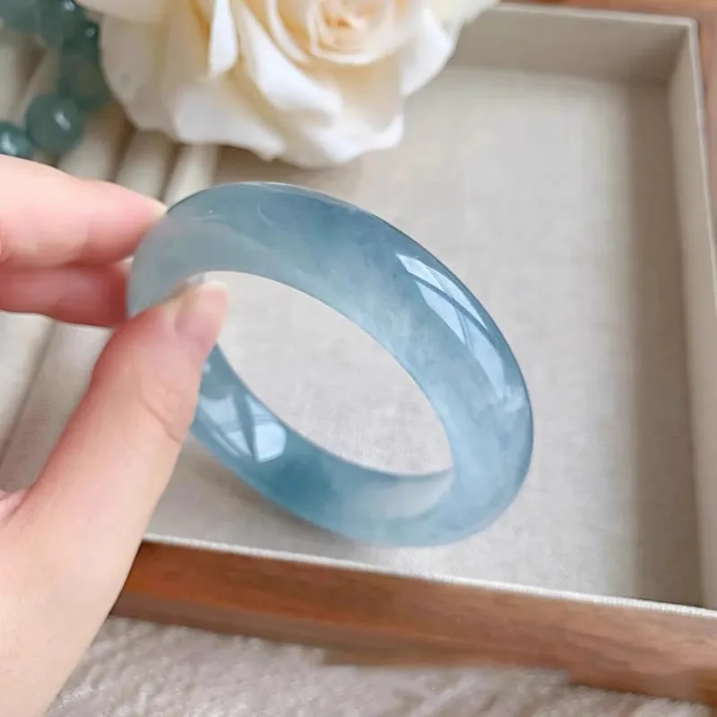 

High Ice Transparent Jade Bracelet Women's Light Blue Ice Bracelet, Fashionable and Elegant