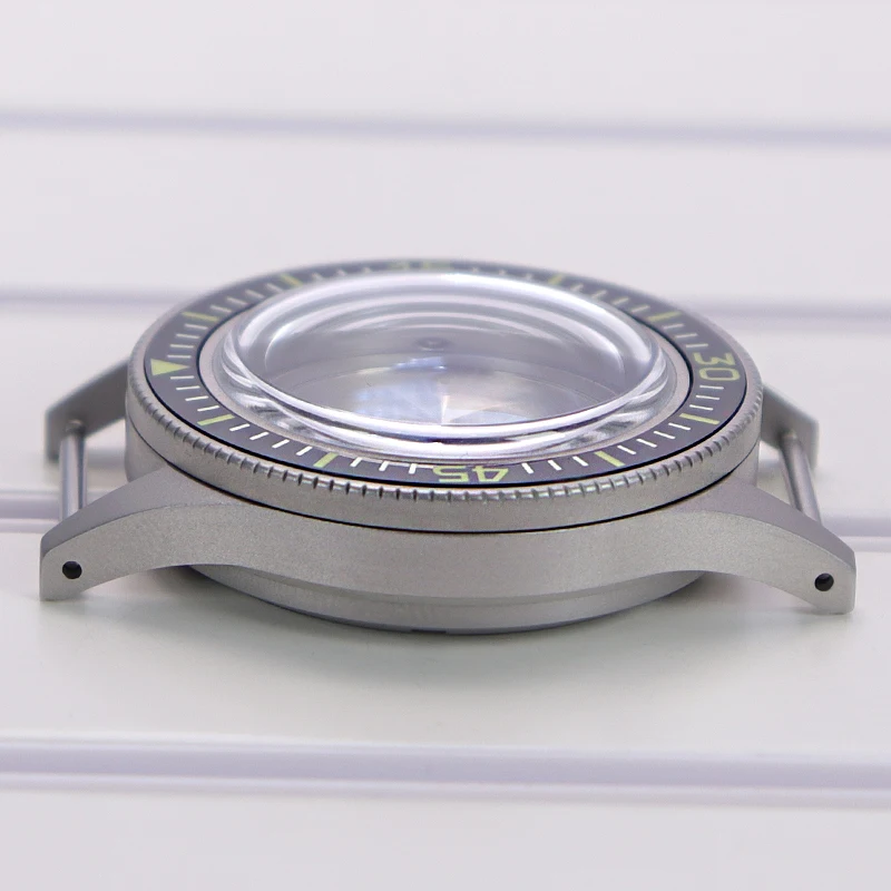 Für Vintage 50-FATHOS 40mm Sandstrahl-Uhrengehäuse C3 Leuchtende Lünette Blasensaphirglas Passend für NH35 NH36 NH38 4R36 Uhrwerk – Detail 7