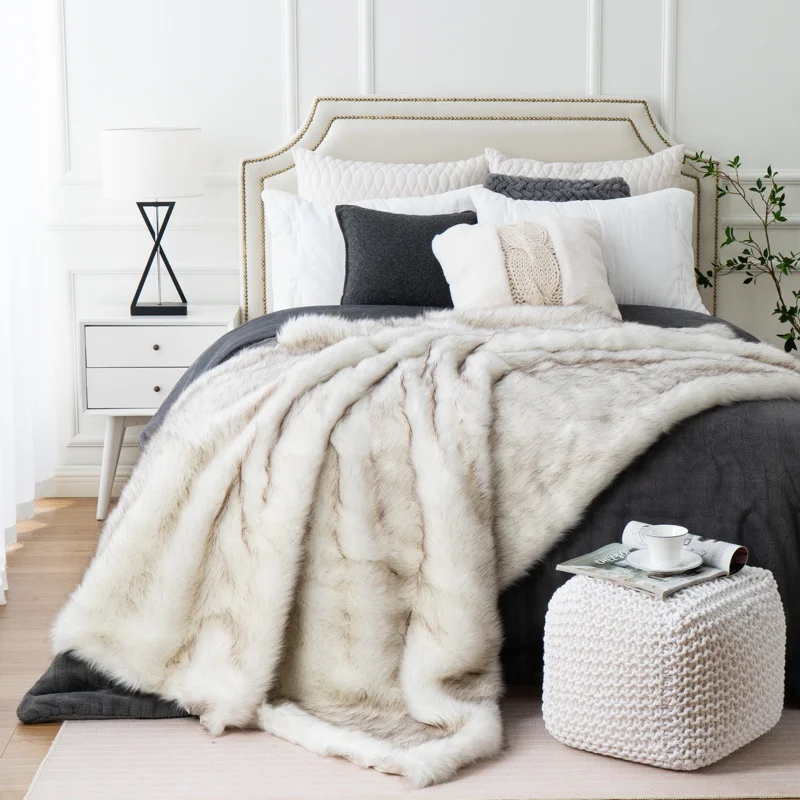 High-end Faux Fur Winter blanket fluffy fox fur bed cover Plush sofa blankets bed plaid Knee blanket sofa cover for home decor