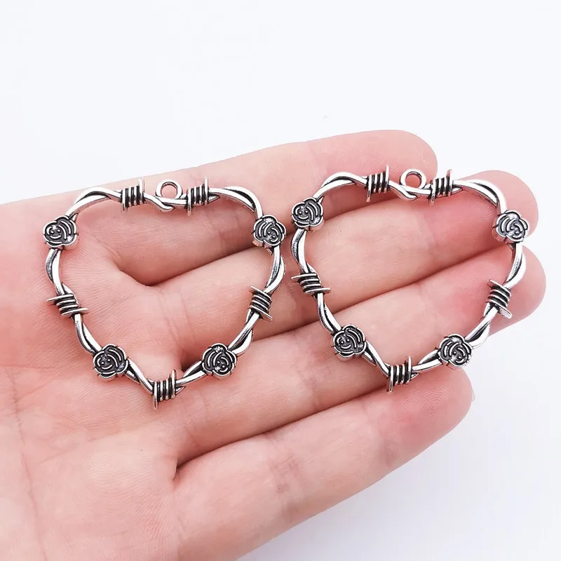 3Pcs 46.5*49mm Antique Silver Color Thorns Heart Flower Charms Pendant Designer Charms Fit Jewelry Making DIY Jewelry Findings