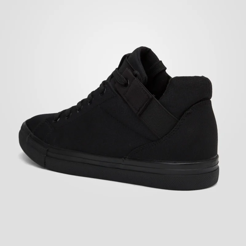 Zapatos de deporte de lona para hombre, zapatillas casuales a la moda, transpirables y de estilo clásico, color negro, blanco