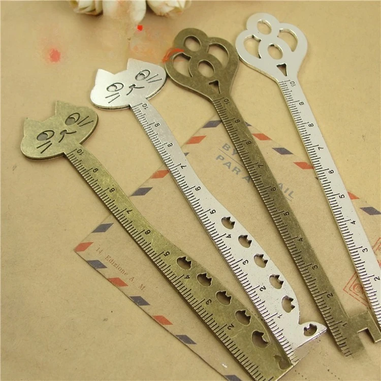 Vintage Hollow Metal Bookmark Ruler Creative DIY Measuring Tool Dual‑use Book Mark Stationery for Student Reading