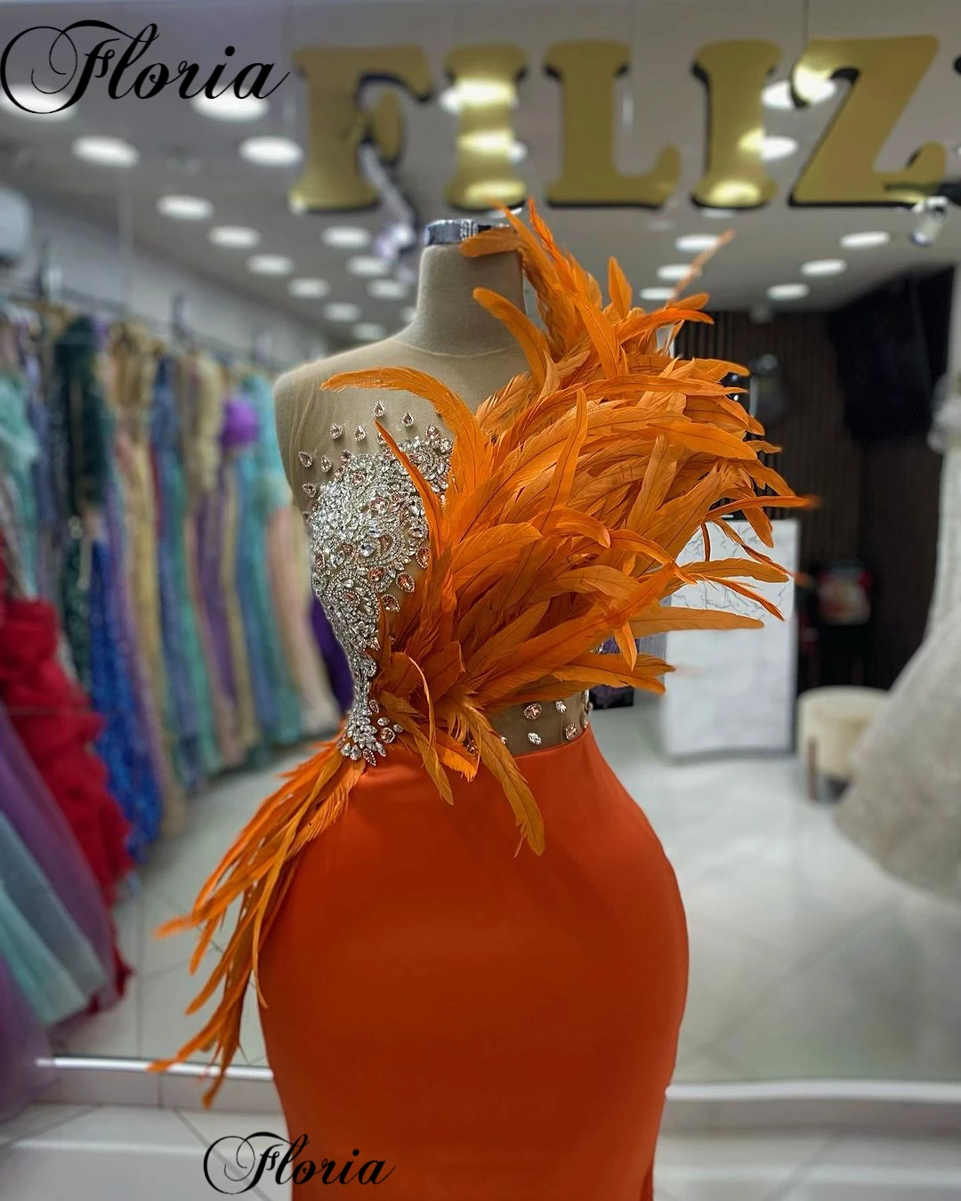 Gebrande Oranje Celebrity Jurken Zeemeermin Mouwloze Speciale Gelegenheid Jurken Met Kristallen Vestidos De Noche Avondjurken