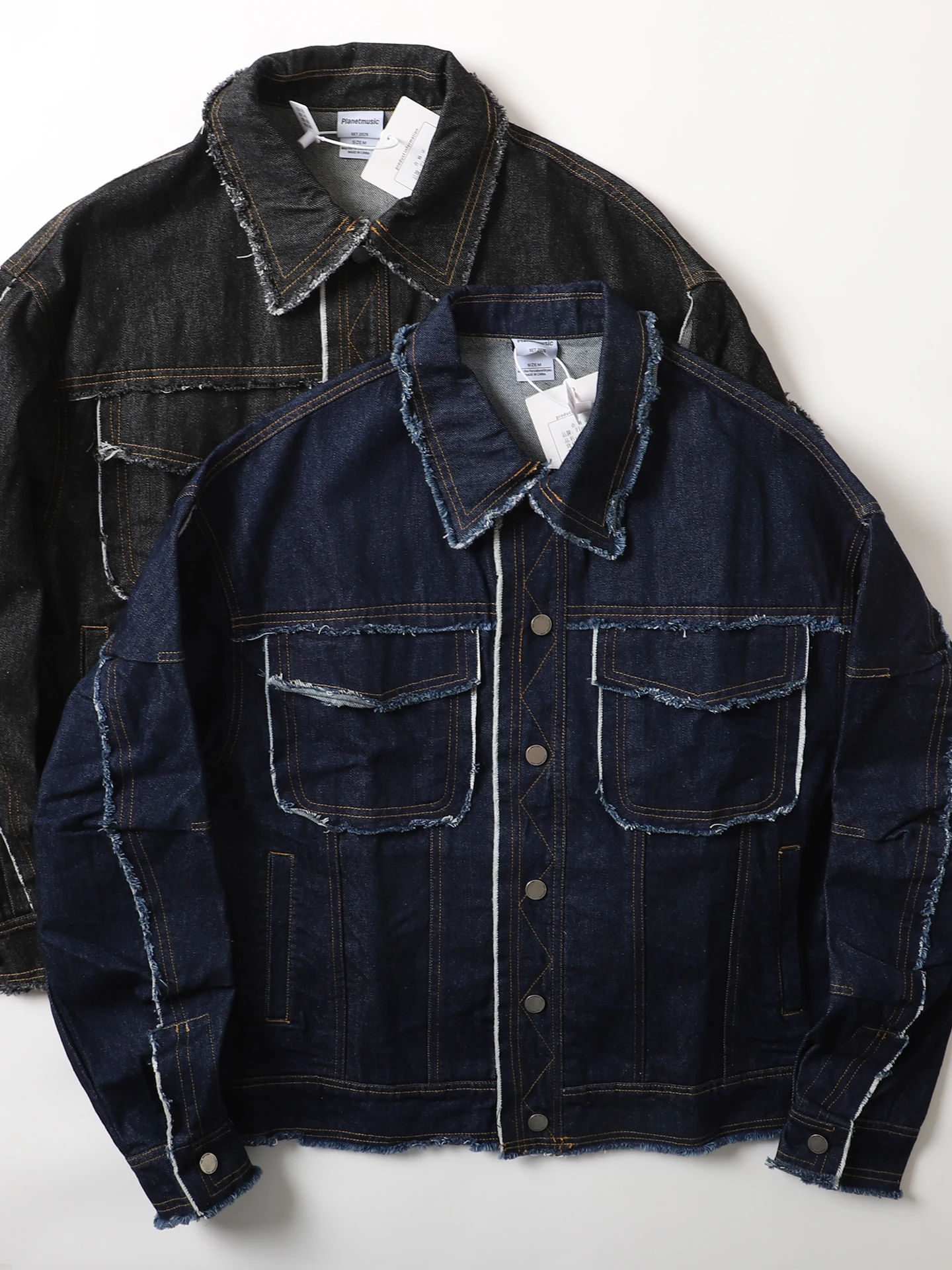 

Retro American Vintage Distred Denim Jaet Men's Loose Casual Denim Coat with Hole Good Looking Cotton Polyester...