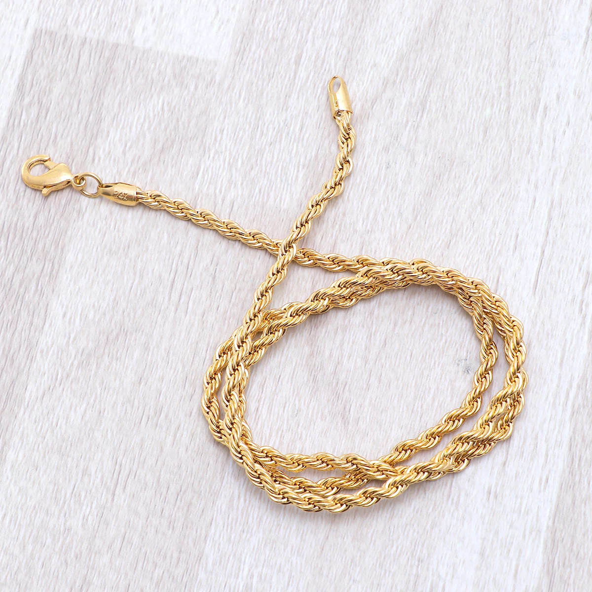 

Golden Necklace Plated Men Pendant Snake Shaped Long Gold Plated Necklace Chain Gifts Jewelry Accessories Popular