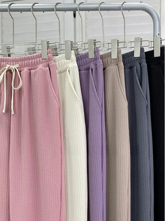 

plus Size Women's Casual Loose Wide Leg Sweatpants Elastic Waist Pleated Texture Cuffed Pants Spring Summer plus Size Trousers