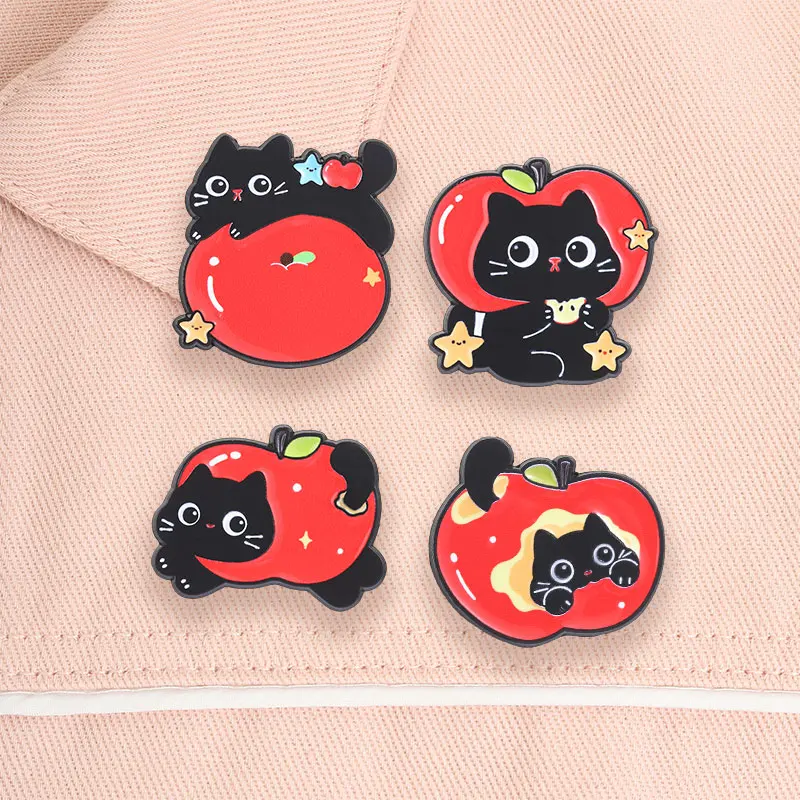 Schwarze Katze Apfel Cartoon Emaille-Pin Niedliches Frucht-Tier-Design Metall-Brosche Rucksack Revers Hut Anstecknadel Lustiges Schmuckgeschenk für Freunde – Detail 10