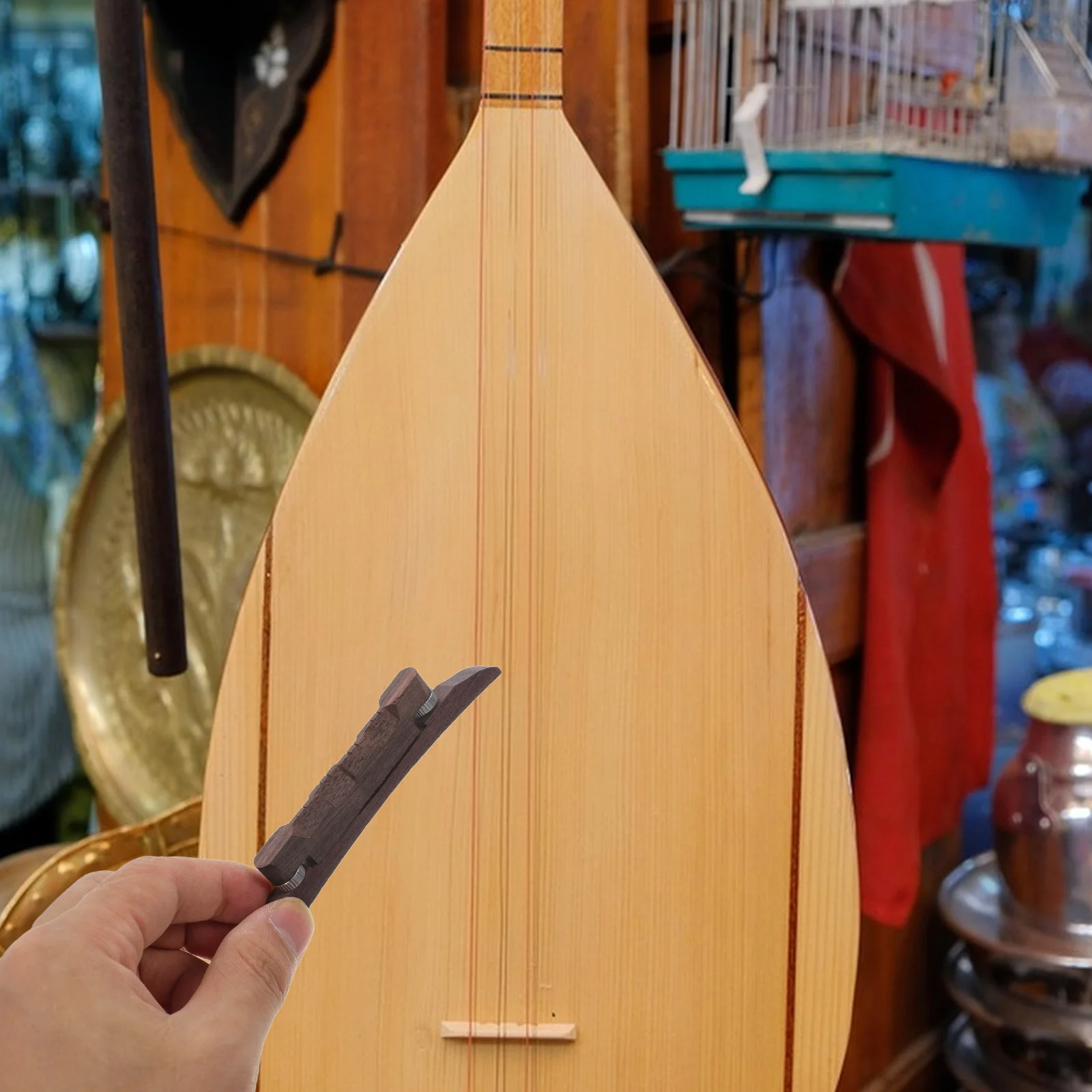 

Professional Rosewood Mandolin Bridge Replacement Fine Workmanship Smooth Surface Wear-Resistant Adjustable for Perfect Sound