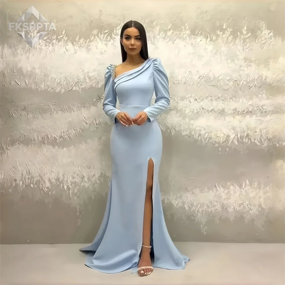 Elegante Vestido de Noche Largo Azul Celeste Estilo Sirena con Mangas Largas, Abertura Lateral, Cristales y Pliegues de Satén, Vestidos Formales para Mujer al por Mayor