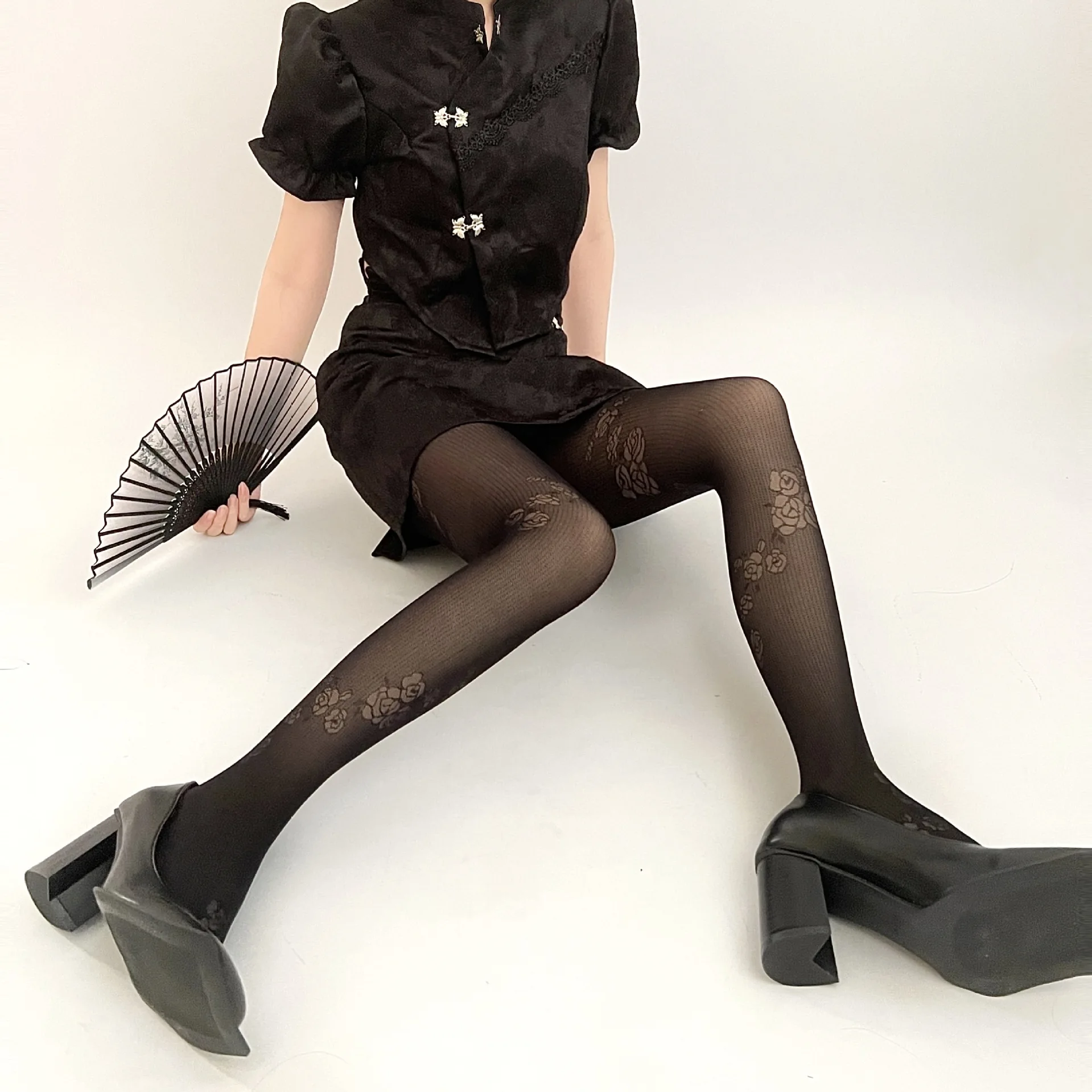 

Vintage Rose Jacquard Ladies Pantyhose Thin Sheer Striped Lolita Hottie Fashion Nylon Tights