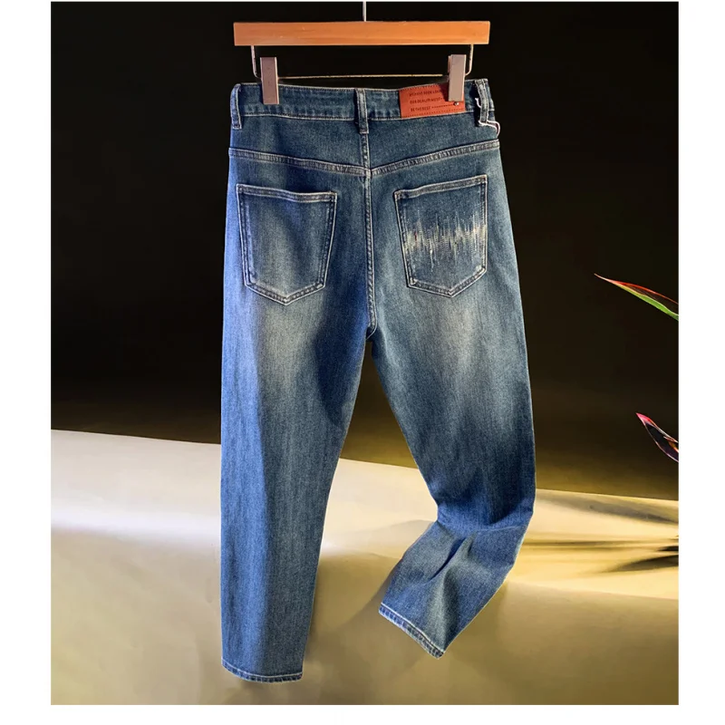 

Высококачественная мужская одежда в корейском стиле, осень 2022, джинсовая тенденция, универсальные свободные эластичные повседневные брюки со средней талией для мужчин