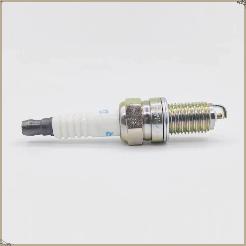 4pcs/Pack 96464000 Normal Spark Plug Candles For Chevrolet M300 1.0L 1.2 2010- Aveo Kalos 1.2 2008- LMT LMU B10D1 LLO