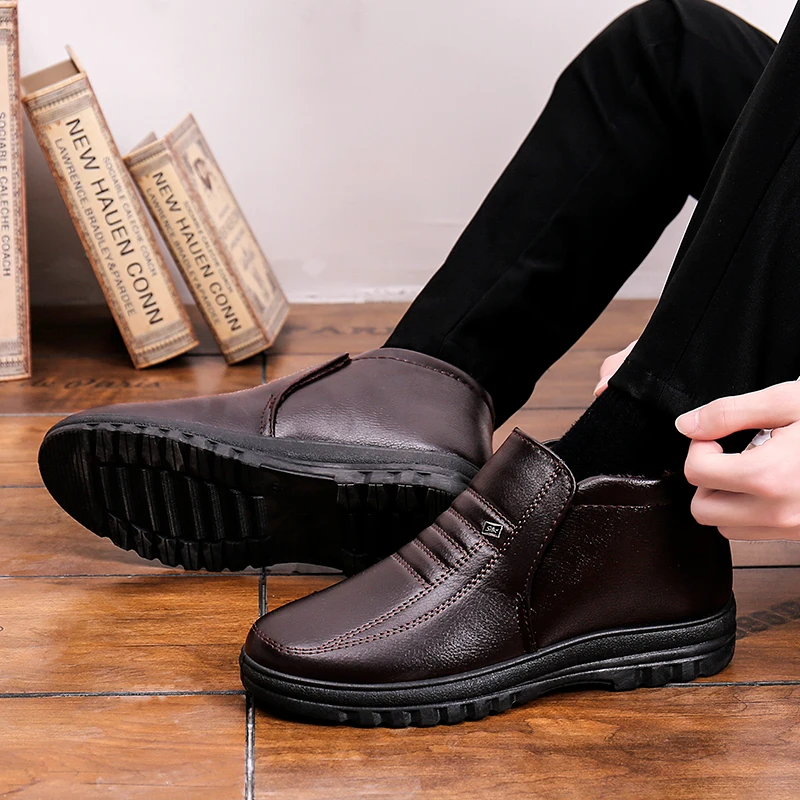 Winter waterproof men's casual plain leather shoes flannel high top men's casual boots rubber warm winter leather cotton shoes