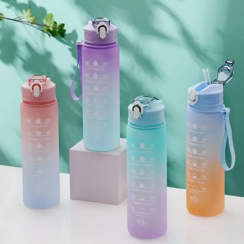 

Gradient Color Water Cup, Portable Plastic Cup, Bouncing Straw Water Kettle, Handheld Rope Cup, sport bottle, 900ml