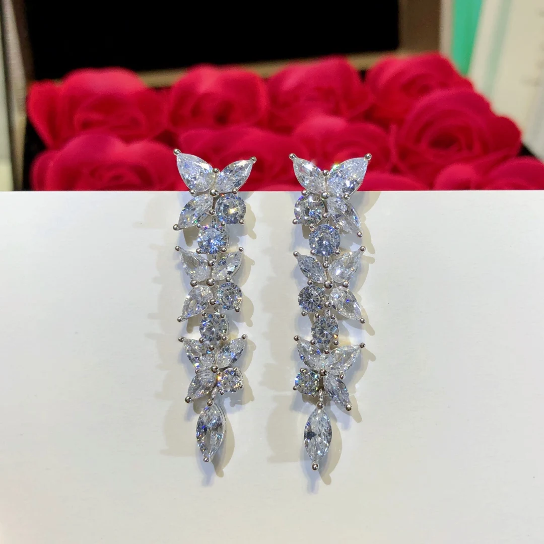 Free ShippingQUKE's New Product Launches S925 Silver Luxury with Full Diamond Horse Eyes Fashion OL Style Versatile Earring Set