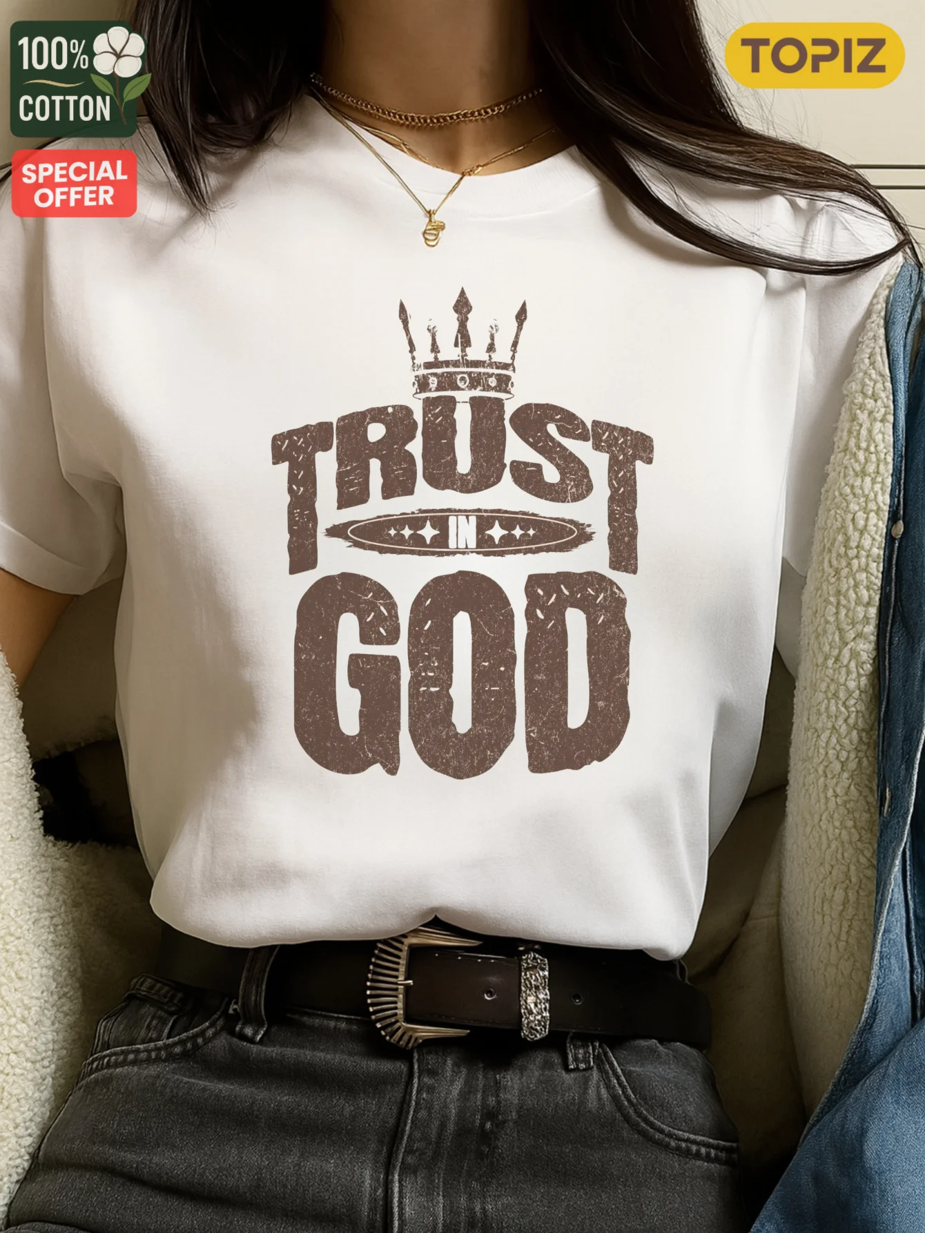 T-shirt pour femmes, haut décontracté à manches courtes et col rond, T-shirt graphique, Trust In God With Crown, 100% coton, chemise pour Halloween