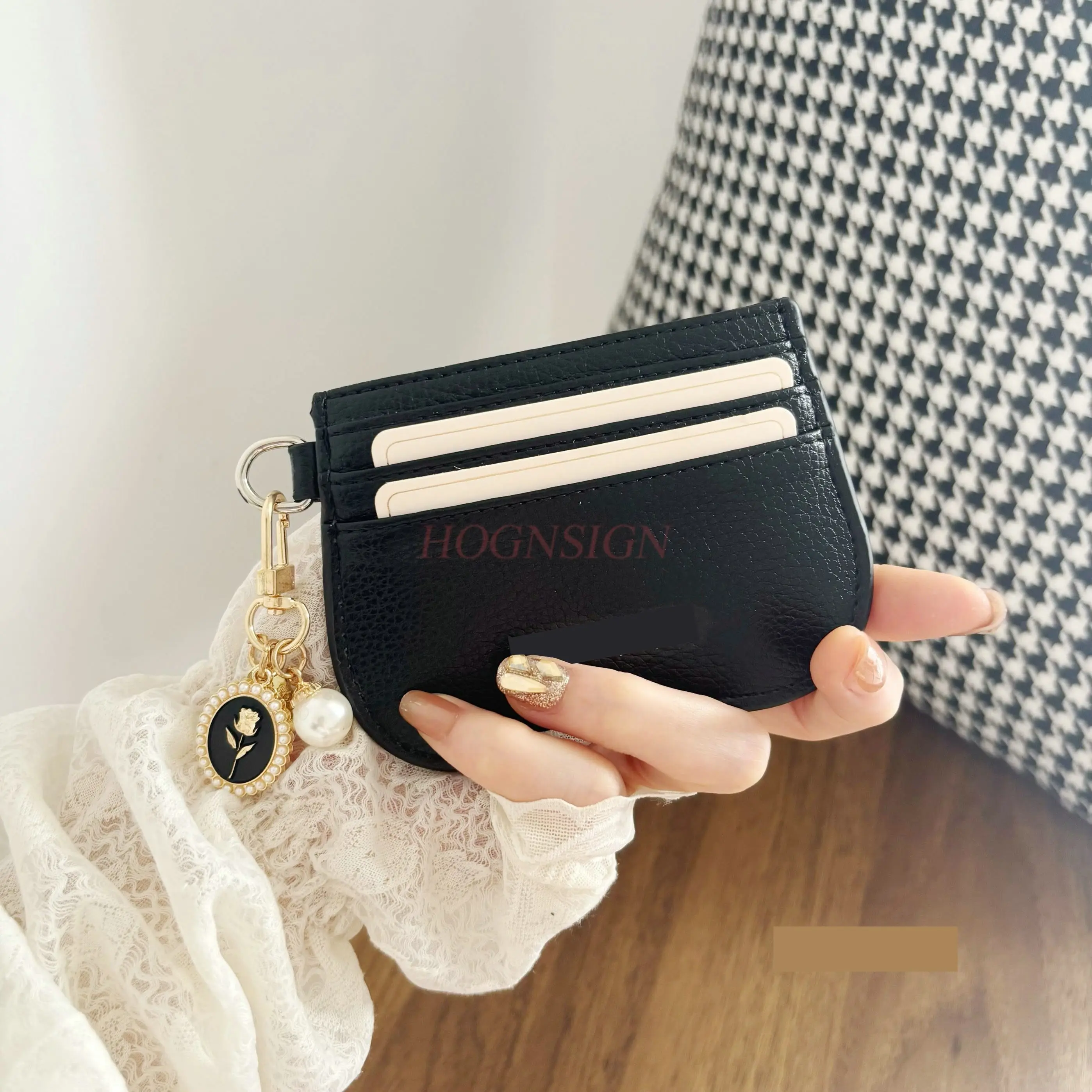 قطعة واحدة من حقيبة البطاقات المصممة بشكل فريد للنساء، بسيطة ومتعددة الاستخدامات، عصرية، مدمجة ورائعة، حافظة بطاقات رفيعة للغاية #3