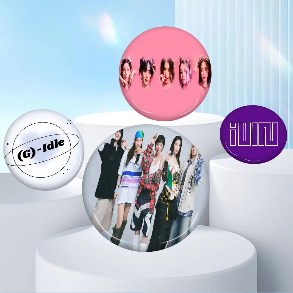 Popular K-Kpop team I-idleS 32/44/58mm Round Brooches Handmade Pins for Backpack Jewelry Accessories Gifts Creative Badge