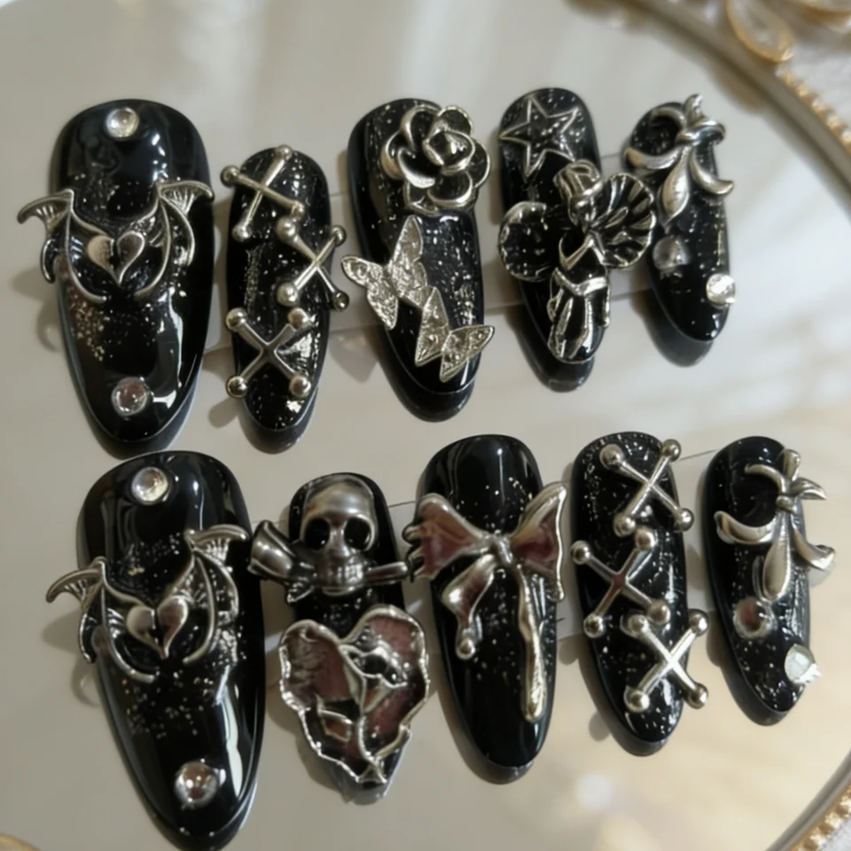 10 piezas de uñas postizas en forma de almendra, hermosas, con alas góticas oscuras y rosas, para mujer 3