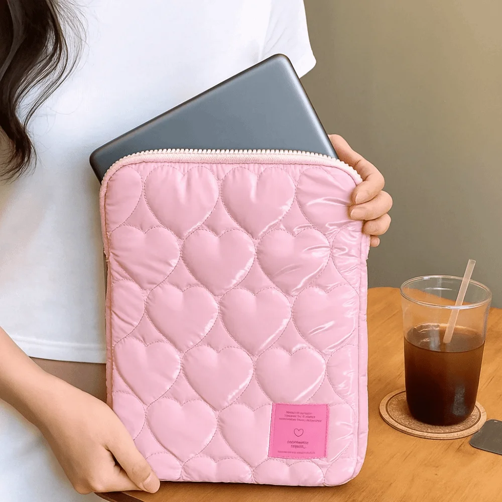 Fashion Love Heart Tablet Storage Bag Large Capacity Korean Style Laptop Sleeve Puffy Design Shockproof Tablet Pouch Men