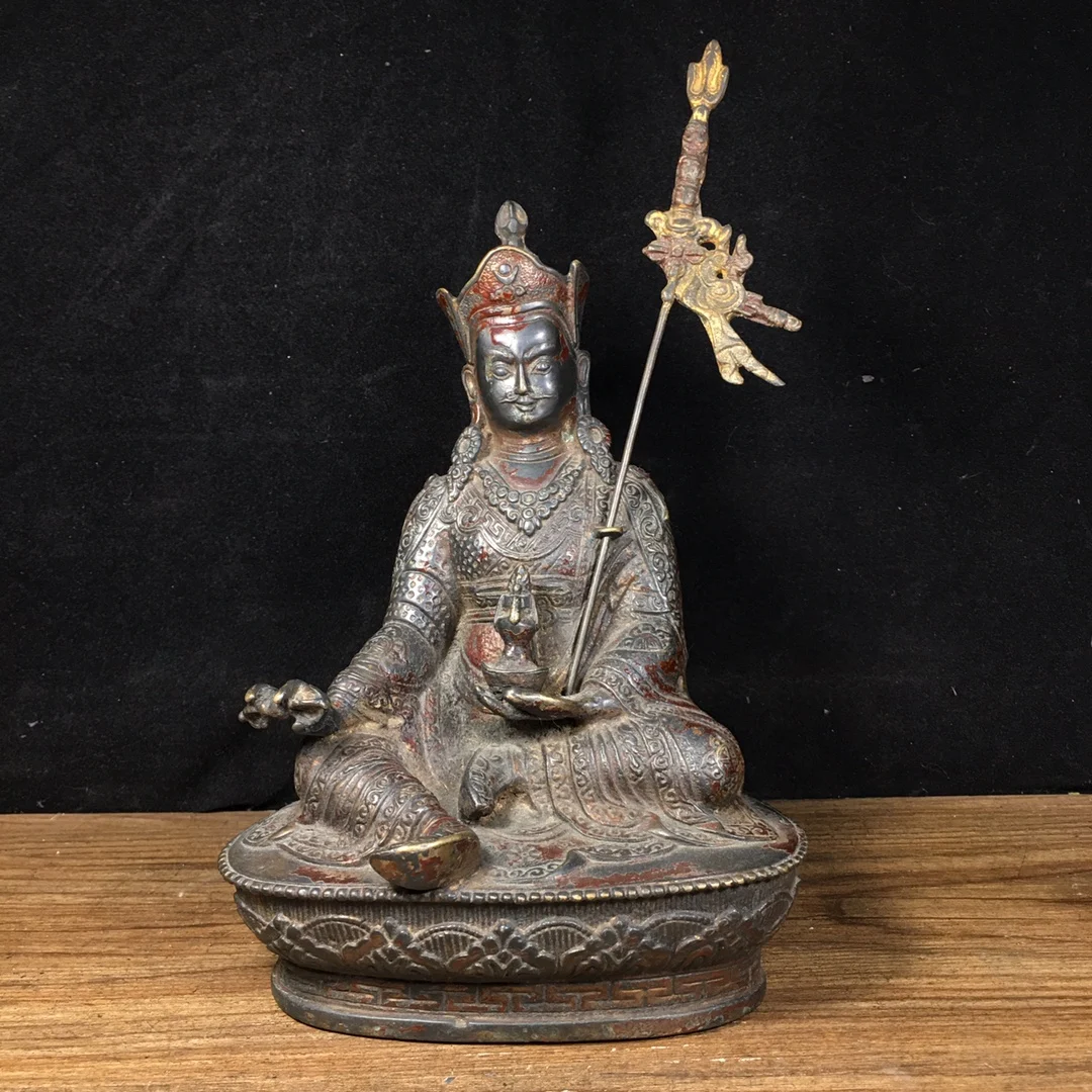 Pure Copper Padmasambhava Guru Rinpoche Master Bronze Statue Height 19cm, length 14cm, width 9cm, Weighing 655 g