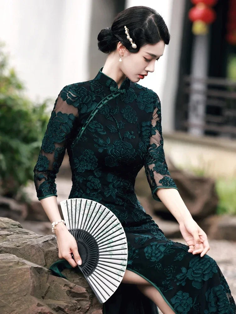 

Chinese Style Women's Traditional Dress Retro Old Shanghai Style Long Cheongsam with 3/4 Sleeve Lace Summer Dress