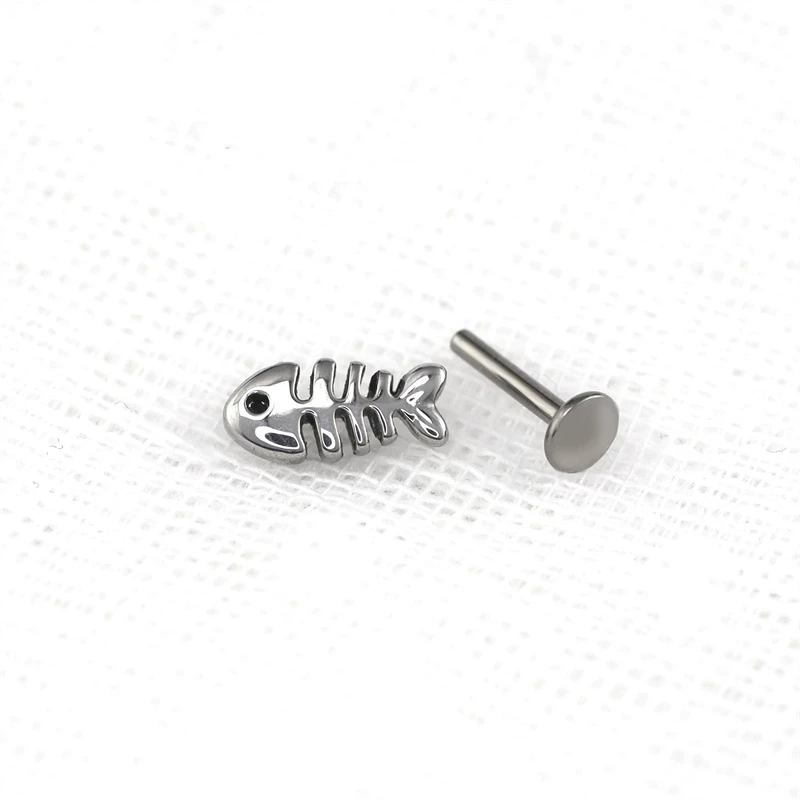 

Titanium Steel Fishbone Lip Stud Internal Thread 3D Fish Ear Stud Ear Bone Stud Lip Ring Punk Body Piercing Jewelry