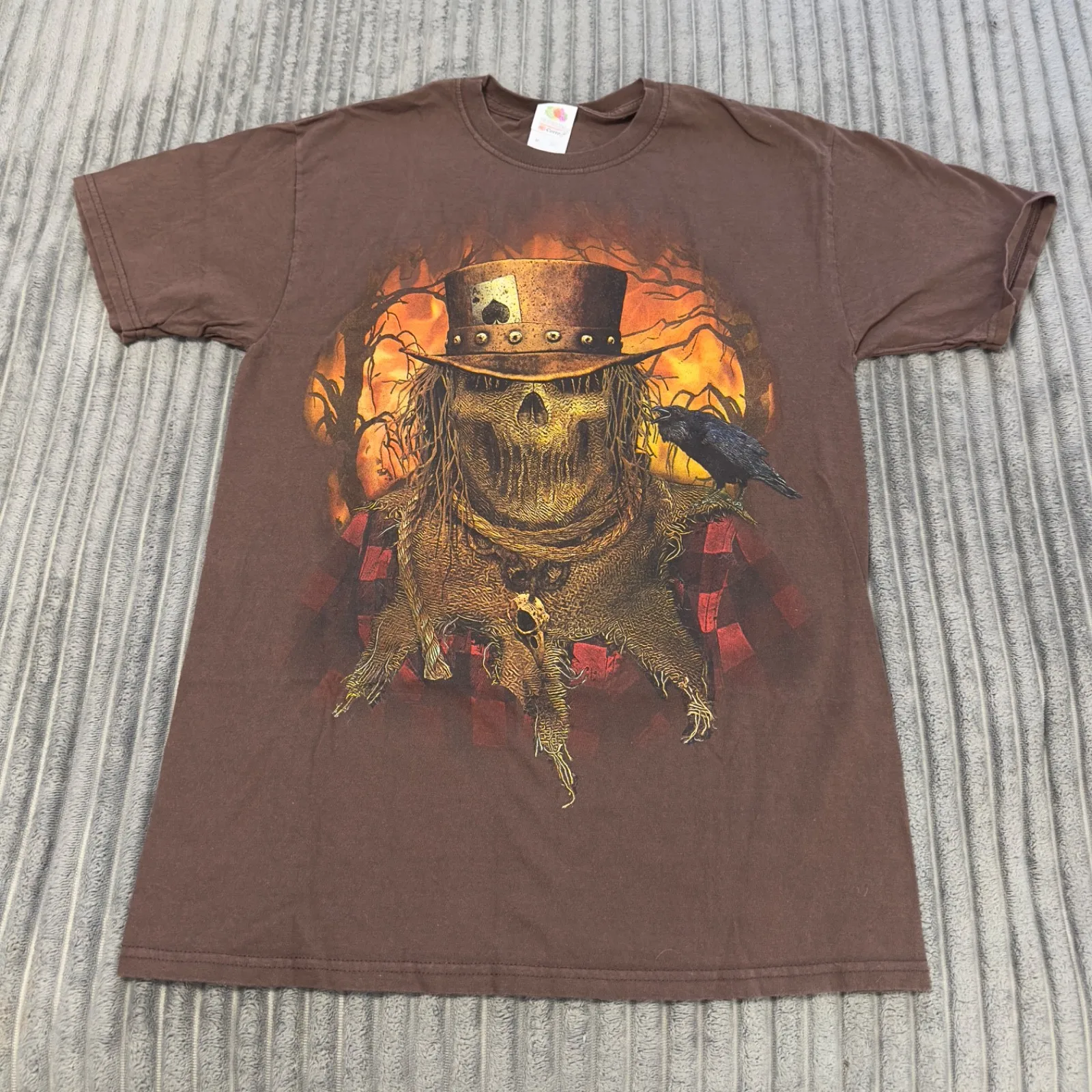 Y2K Scarecrow T-Shirt Mens M Brown Graphic Grunge Gambler Reaper Skeleton