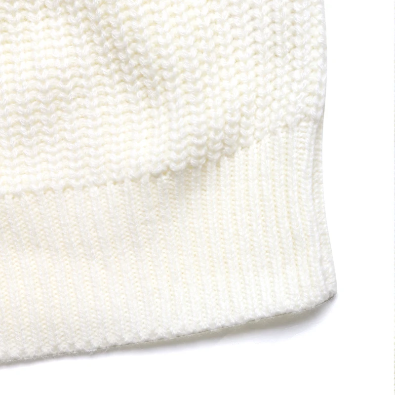 Women's Beige Red Plaid Bow Print Crew Neck Knitted Sweater Christmas Casual Loose Fit Pullover