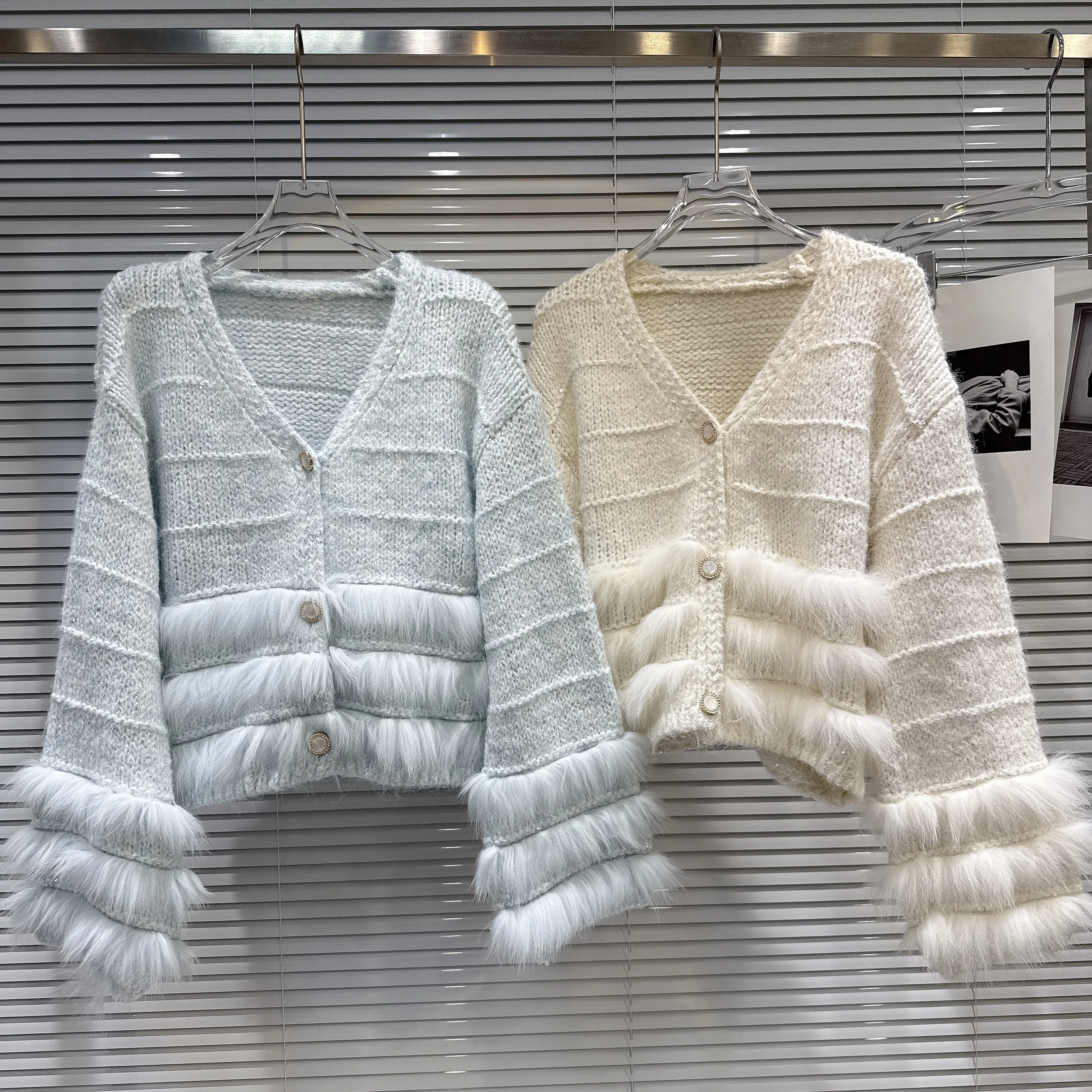 

Gagarich Fashion Sweet 2025 Autumn New Sweet Gold Gemstone Button Hairy Splicing Knitted Sweater Woolen Coat Cardigan Top